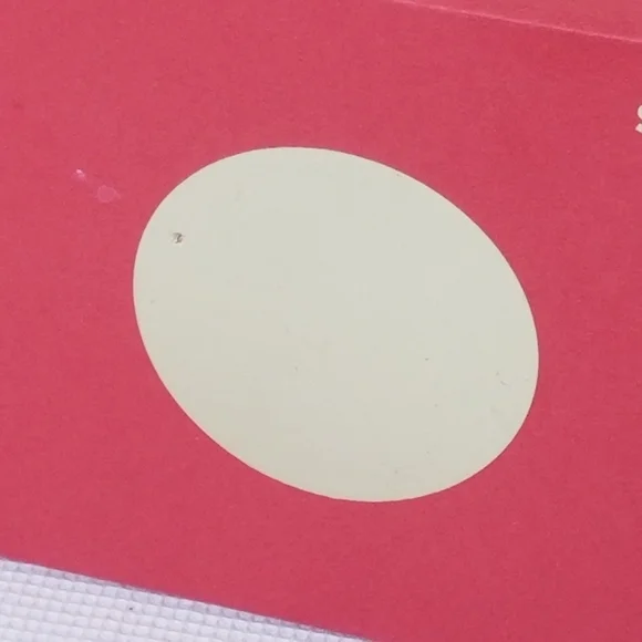 Starbucks Red Box - Picture 6 of 7